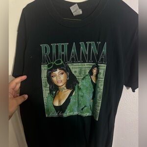 Unisex Rihanna Shirt size Med